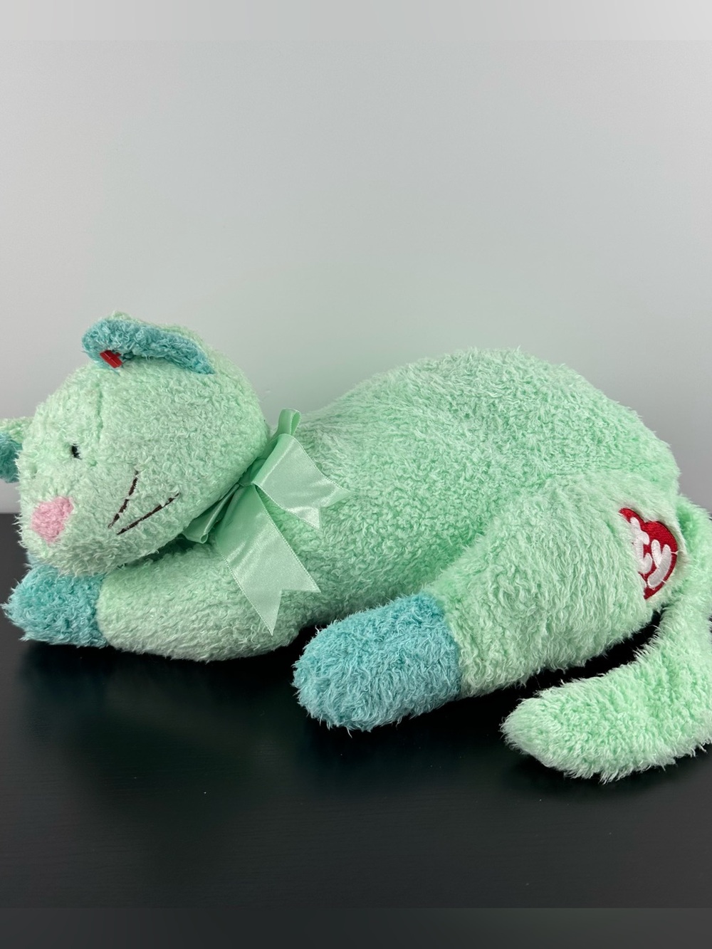 Vintage 2000 TY Baby Kittybaby the Green Cat Plush Stuffed Animal Rattle Toy 13”